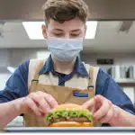 Hvor mye kan en på 16 jobbe? 3 Ungdom arbeid